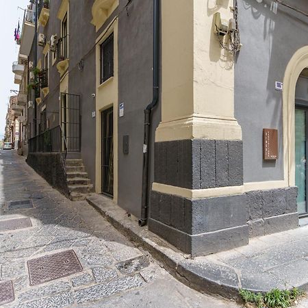 Dimore Sangiuliano Catania Bagian luar foto
